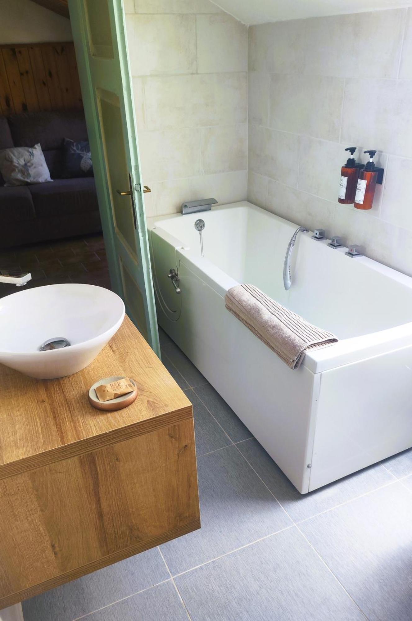 Villa Alma, Lake Como Bed&Breathe San Fedele Intelvi Bagian luar foto